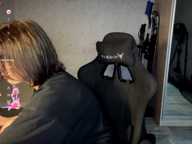 meowluly's BongaCams show and profile