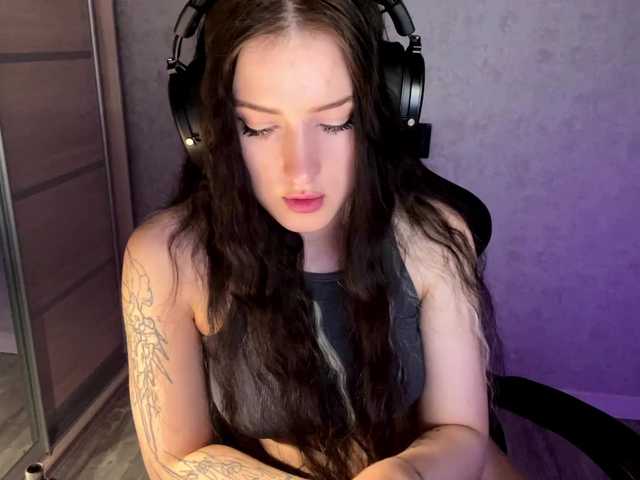 meowluly's BongaCams show and profile