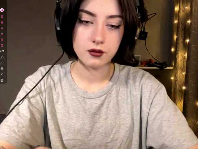 meowluly's BongaCams show and profile