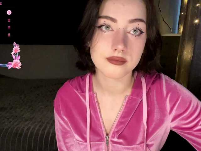 meowluly's BongaCams show and profile