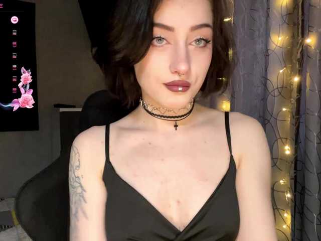 meowluly's BongaCams show and profile