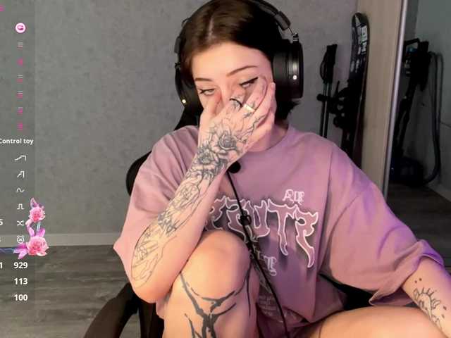 meowluly's BongaCams show and profile