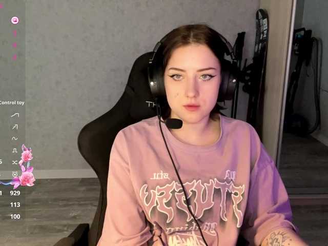 meowluly's BongaCams show and profile