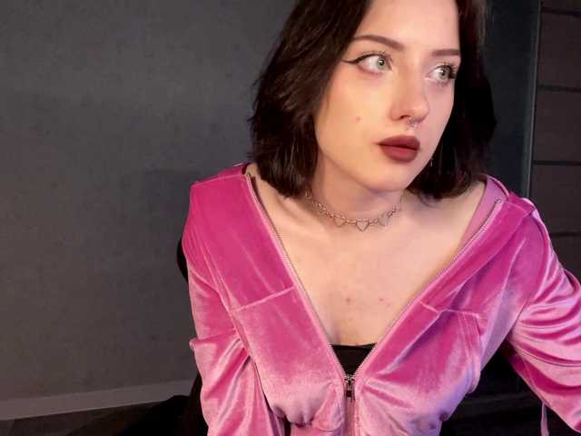 meowluly's BongaCams show and profile