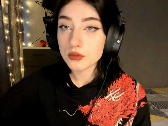 meowluly's BongaCams show and profile