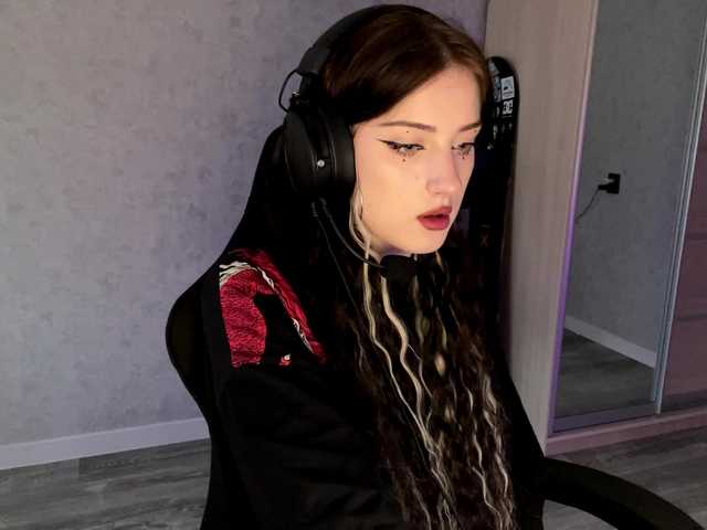 meowluly's BongaCams show and profile