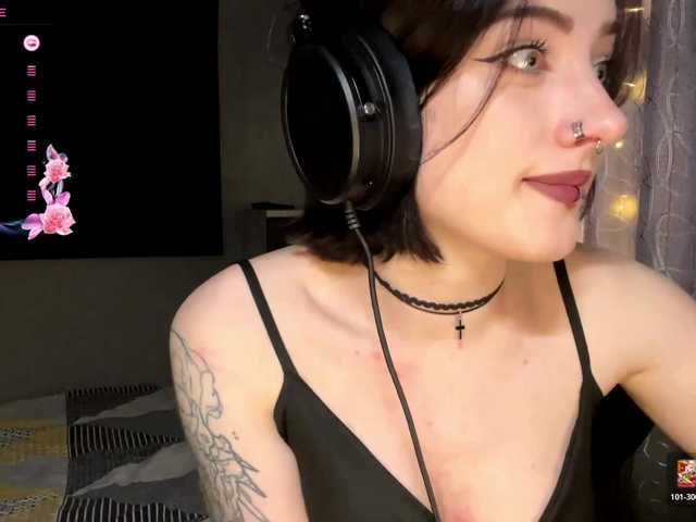 meowluly's BongaCams show and profile