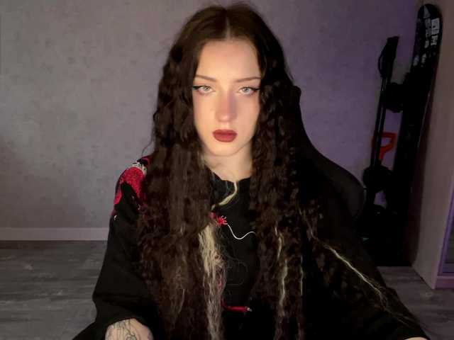 meowluly's BongaCams show and profile