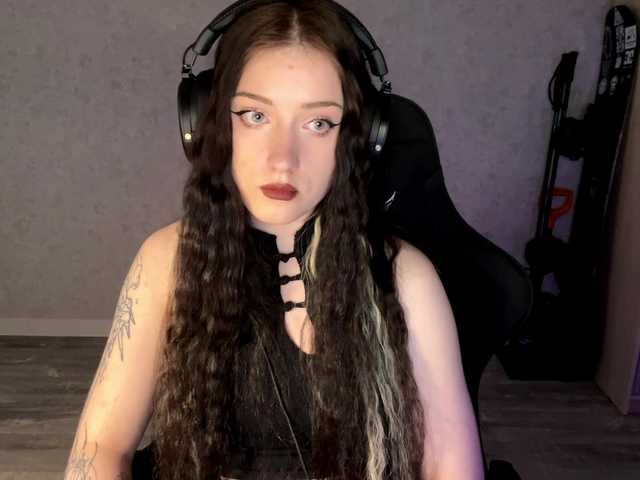 meowluly's BongaCams show and profile