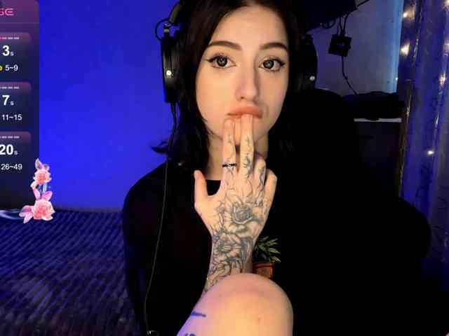 meowluly Live Webcam on BongaCams