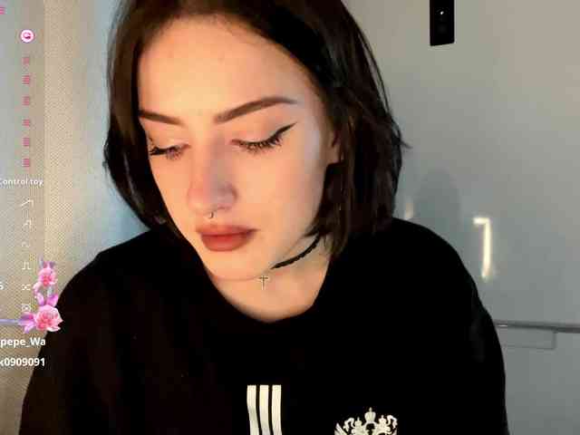 meowluly Live Webcam on BongaCams