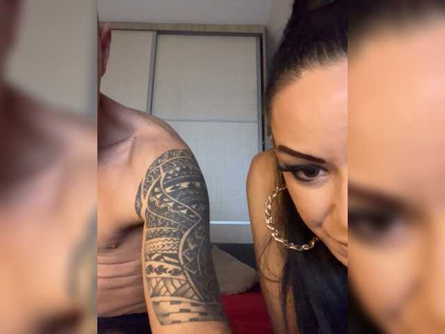 EnrikoAisah2025xxx's BongaCams show and profile