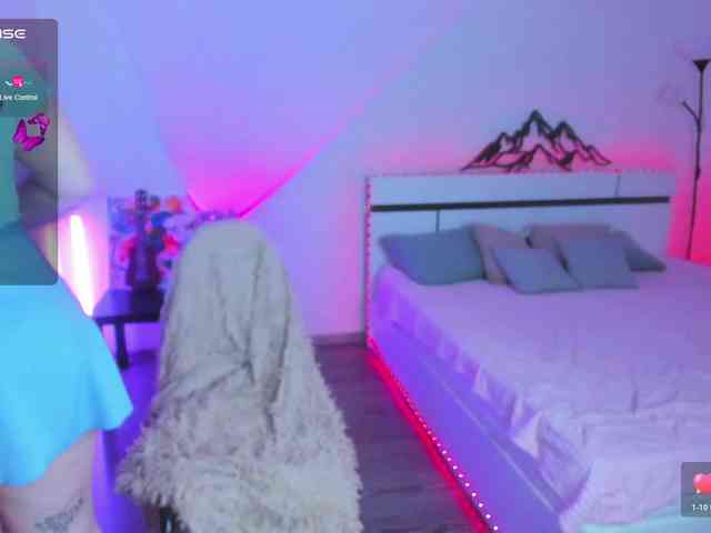 Sandra-Brown01 webcam