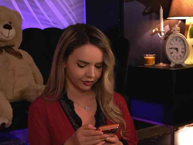 KatJoliee Live Webcam on BongaCams