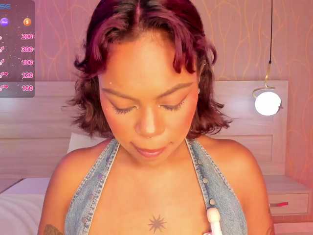 NovaVega's BongaCams show and profile