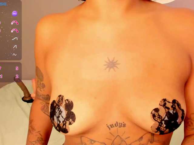 NovaVega's BongaCams show and profile