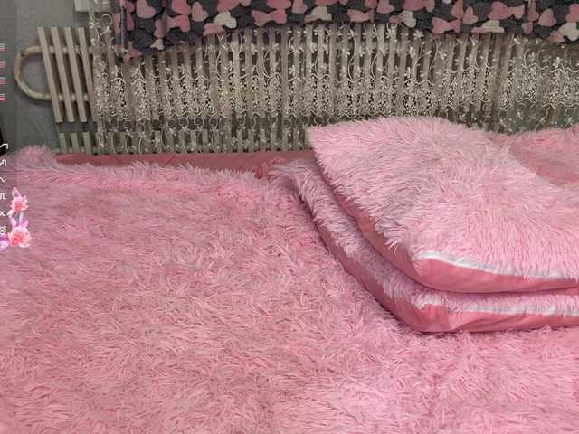 AleidaTeman's BongaCams show and profile