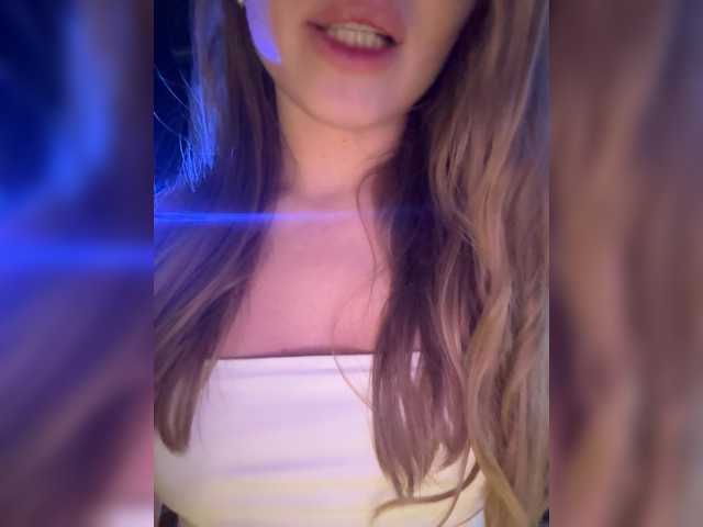 -DarinaXXX- – webcam model profile photo