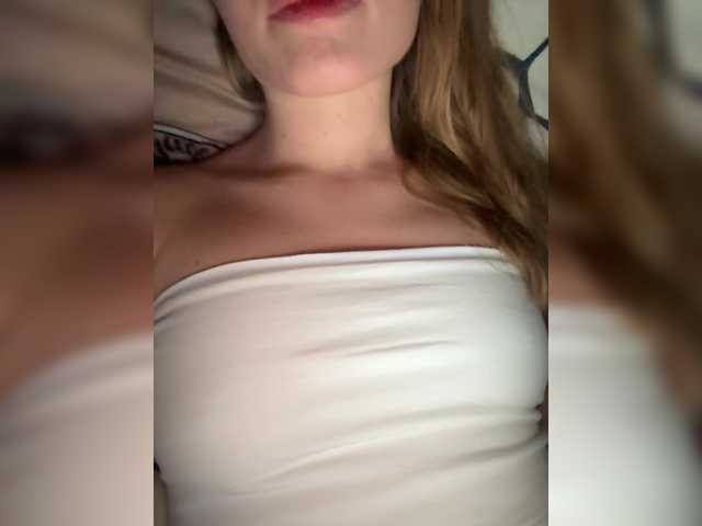 -DarinaXXX-'s BongaCams show and profile