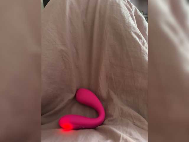 -DarinaXXX-'s BongaCams show and profile