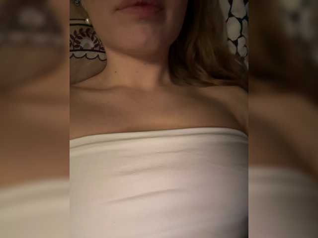 -DarinaXXX-'s BongaCams show and profile
