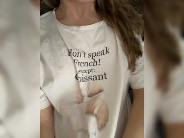 -DarinaXXX-'s BongaCams show and profile