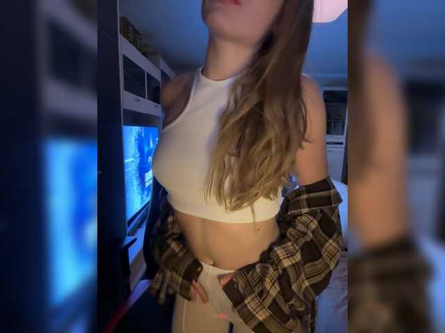 -DarinaXXX- free chat on liveonude