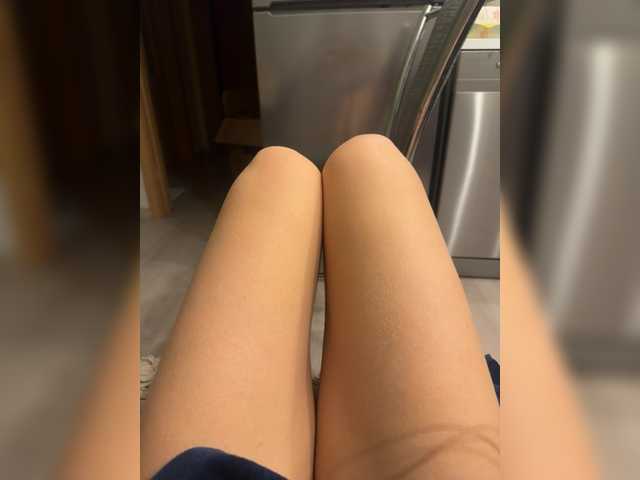 -DarinaXXX-'s BongaCams show and profile