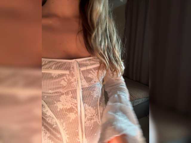 -DarinaXXX- – webcam model profile photo