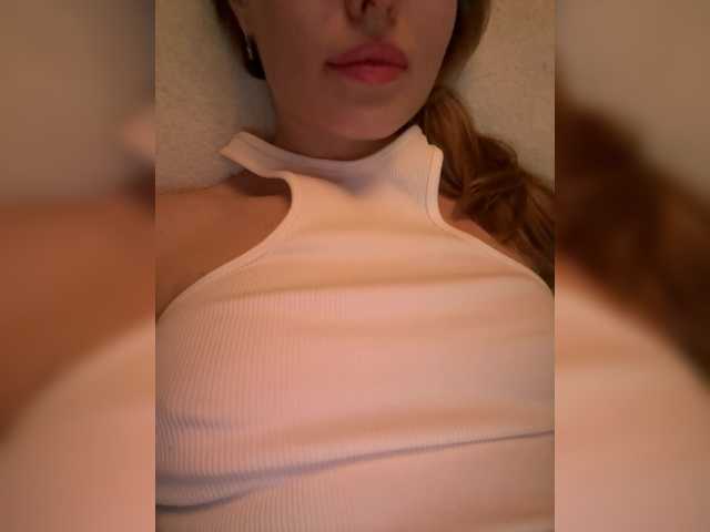 -DarinaXXX-'s BongaCams show and profile