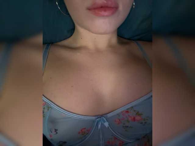 -DarinaXXX-'s BongaCams show and profile