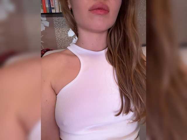 -DarinaXXX- – webcam model profile photo