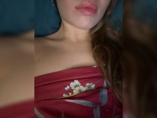 -DarinaXXX-'s BongaCams show and profile