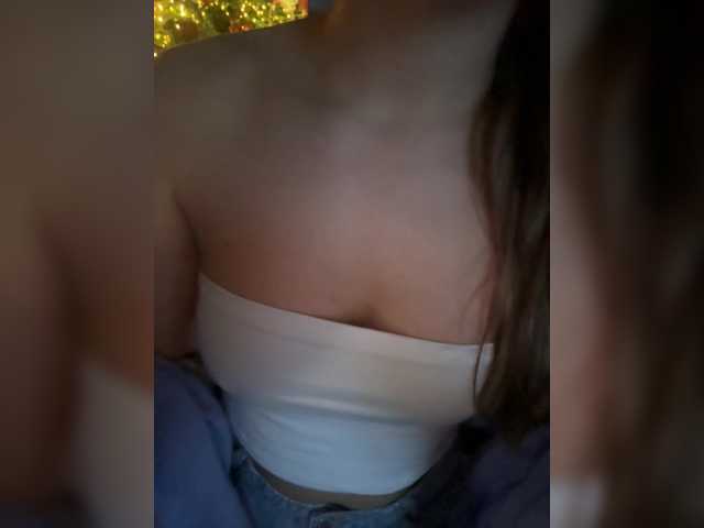 -DarinaXXX-'s BongaCams show and profile