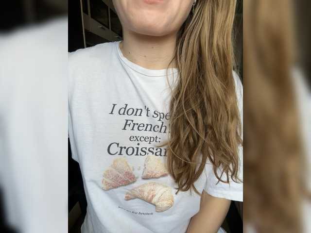 -DarinaXXX-'s BongaCams show and profile