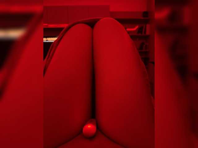 -DarinaXXX-'s BongaCams show and profile