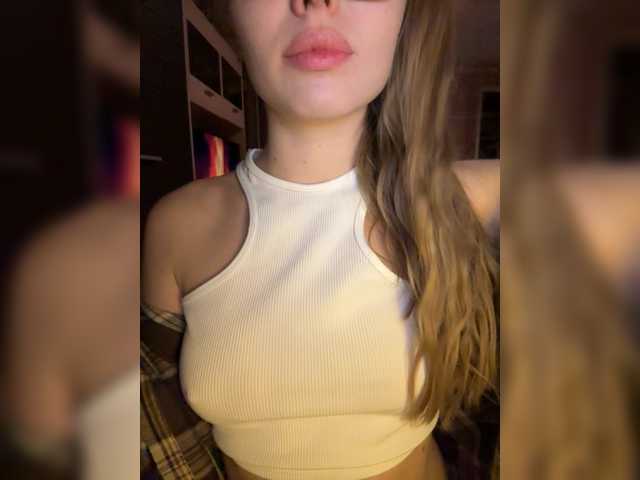 -DarinaXXX- free chat on liveonude