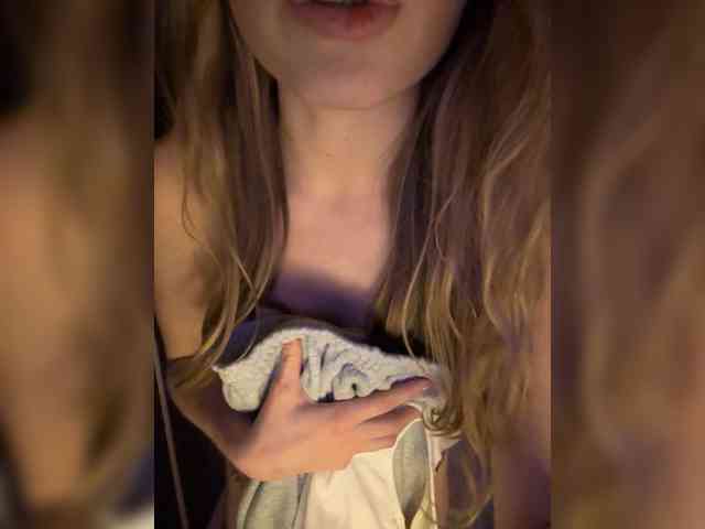 public webcam porn -DarinaXXX-