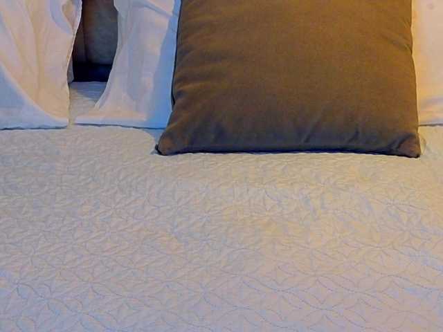 AmbarLorem's BongaCams show and profile