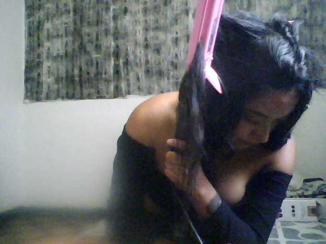 katemossi Live Cam on BongaCams