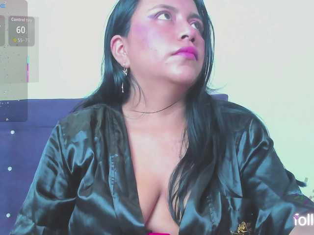 VeronicaSquirt's BongaCams show and profile