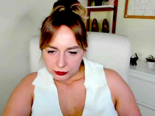Karenyourwish webcam