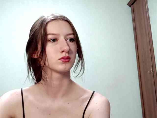 ChantayBriddell webcam