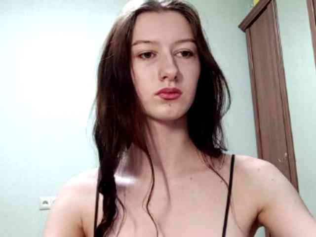 ChantayBriddell webcam