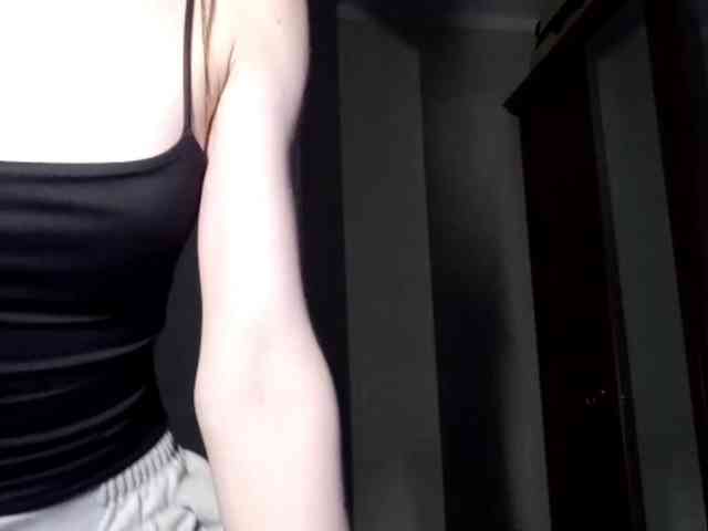 ChantayBriddell webcam