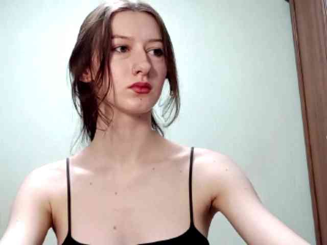 ChantayBriddell webcam