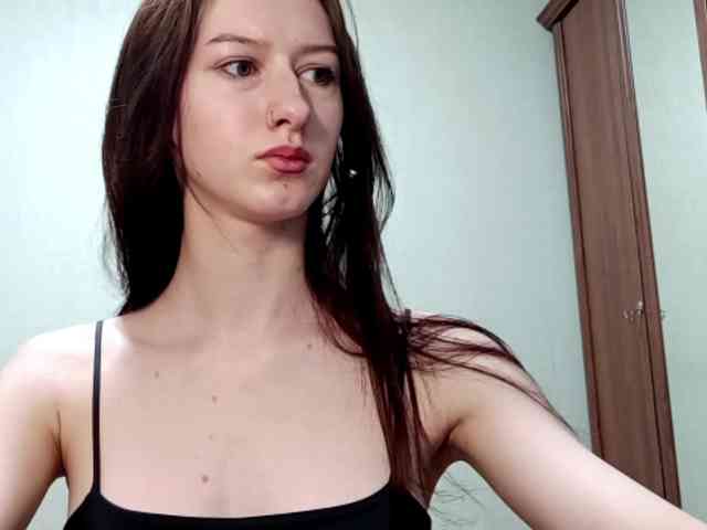 ChantayBriddell webcam