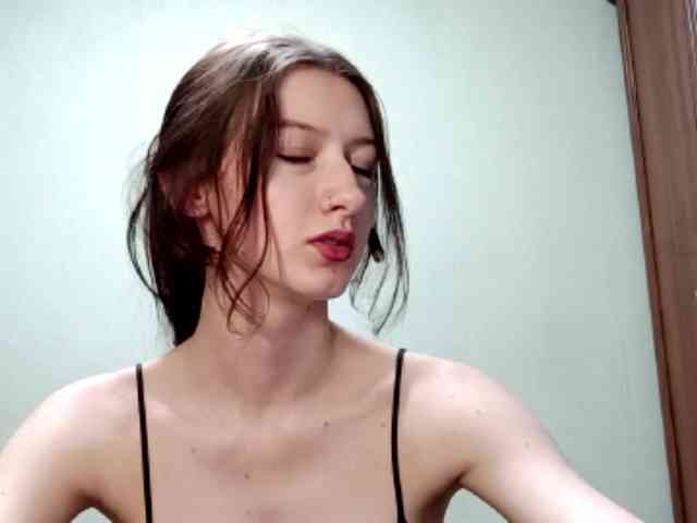 ChantayBriddell webcam