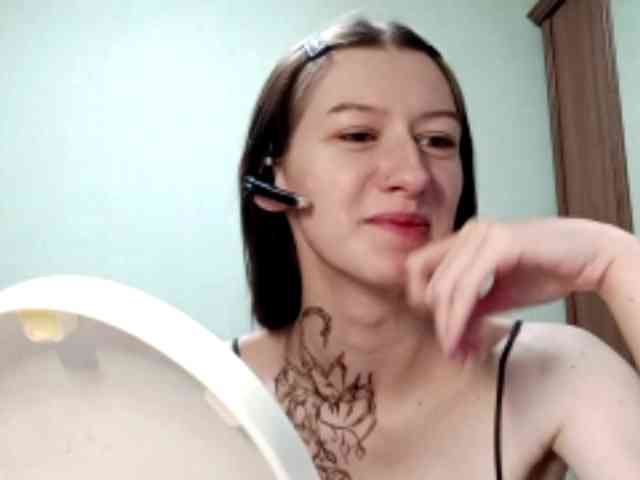 ChantayBriddell webcam