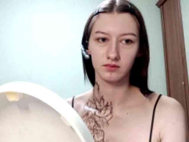 ChantayBriddell webcam